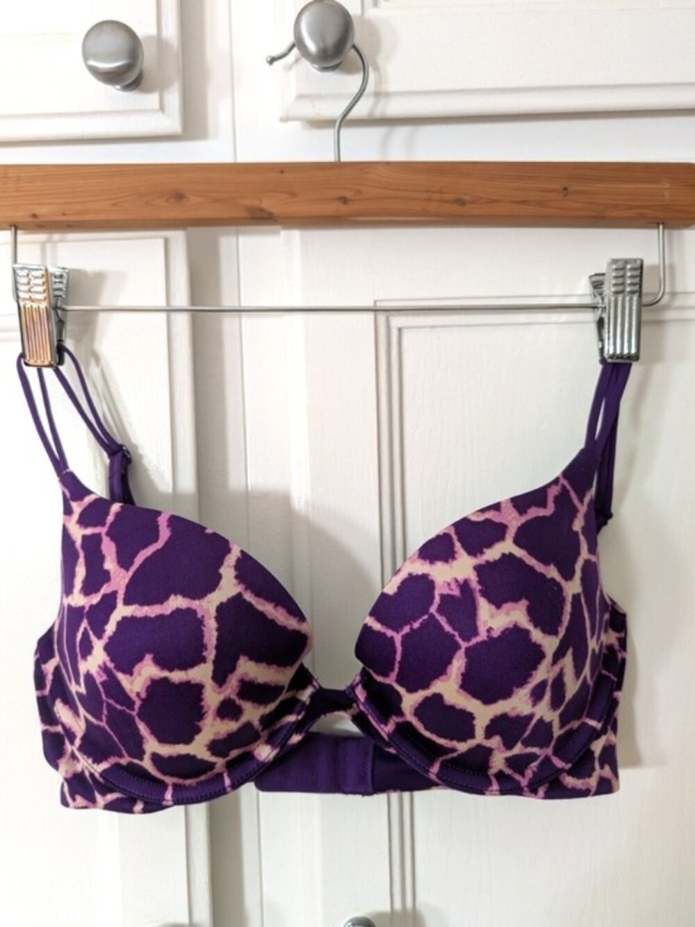 Victoria's Secret Animal-Print Very Sexy Push-Up Bra Purple and Light Pink 34C